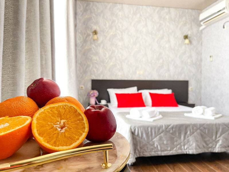 2 взрослых + 2 детей